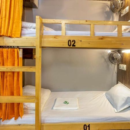 Sunrise Dormitory Hostel Bombay Eksteriør billede
